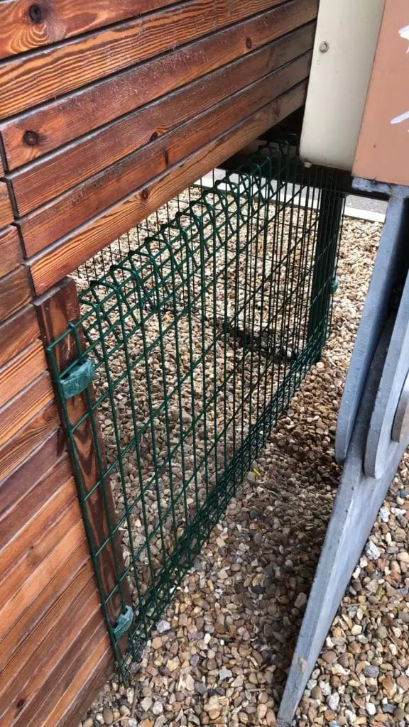 Exterior fencing 3 576x1024 1 from aci